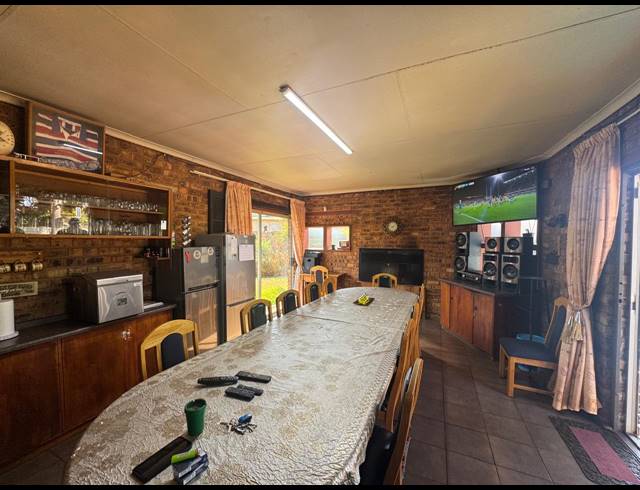 3 BEDROOM HOUSE FOR SALE IN SUNAIR PARK
